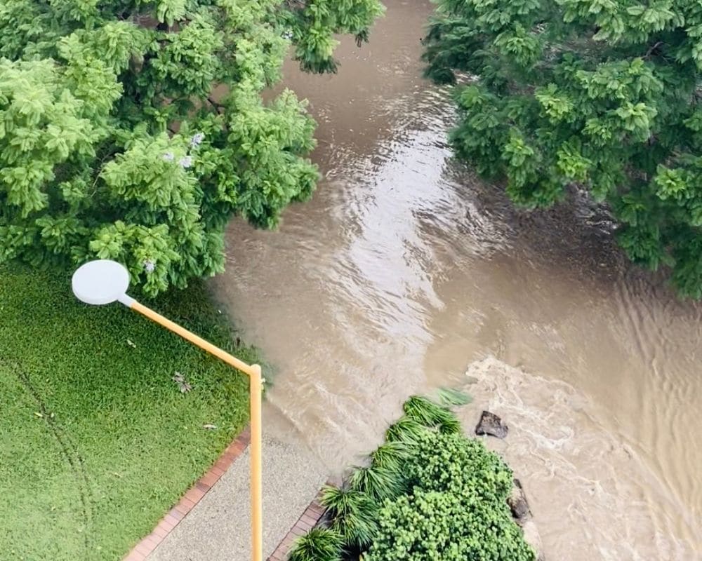 Pathway submerged near Cork & Chroma - Brisbane Floods blog post